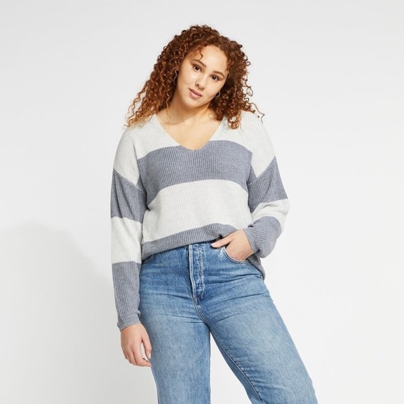 Gentle Fawn Tucker sweater - Picture 4 of 4